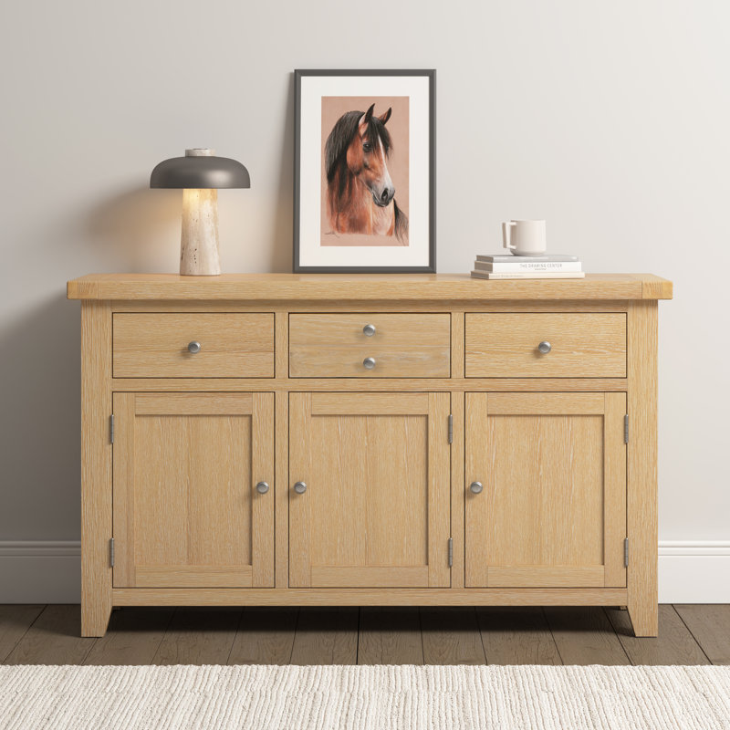 Windsor 137cm Sideboard, Brown