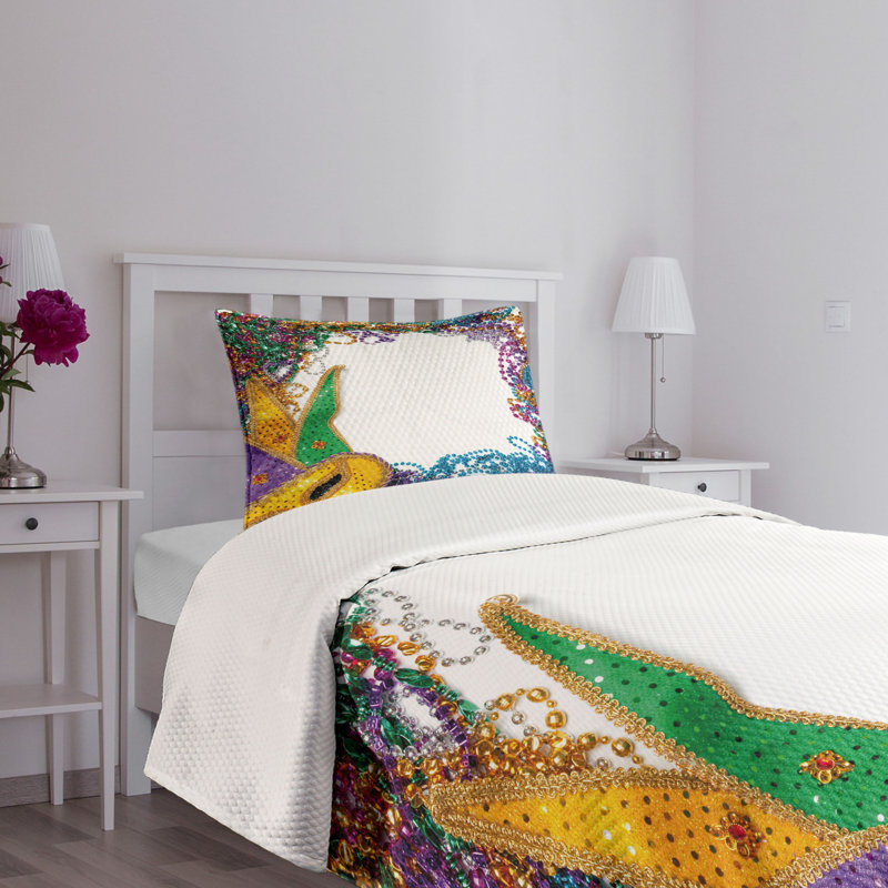 White Quilted Twin Bedspread Set with Colorful Mask Design