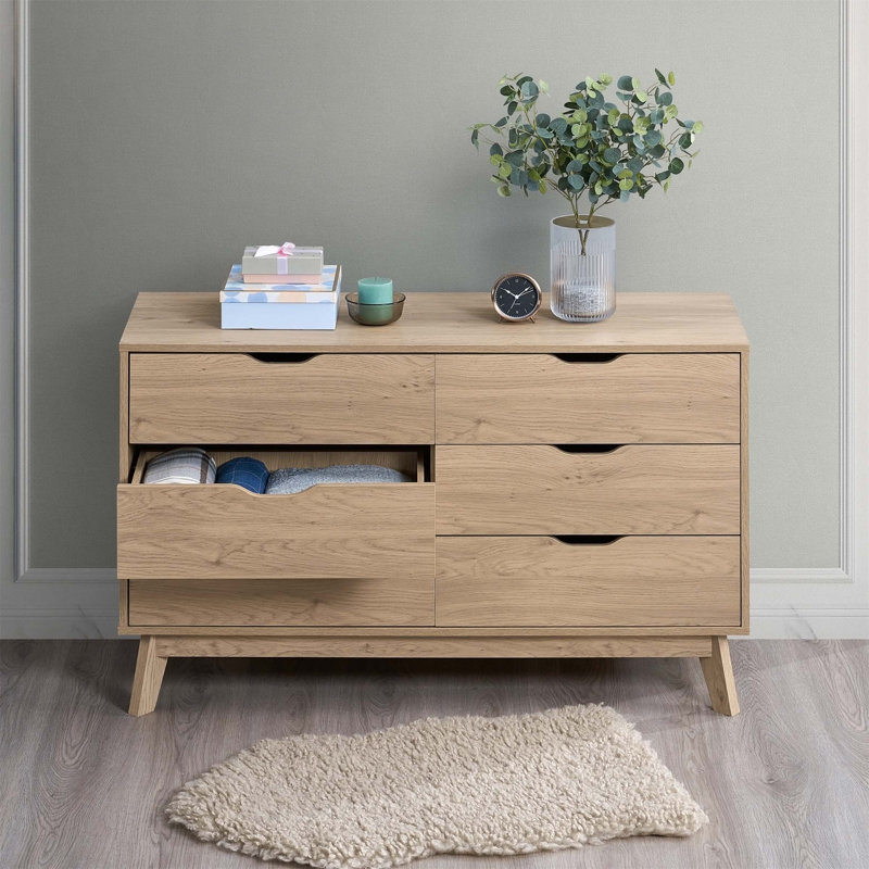 Commode horizontale en bois manufacturé à 6 tiroirs