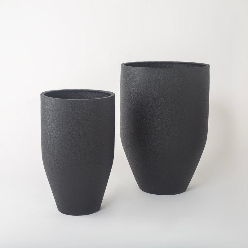 Handmade Glade Tall Indoor / Outdoor Metal Planter with Drainage Hole, Set of 2 - Small/Medium, Black