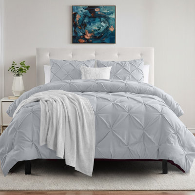 Luxury Brushed Microfiber Pintuck Duvet Cover Set - Soft, Wrinkle-Resistant, All-Season Bedding