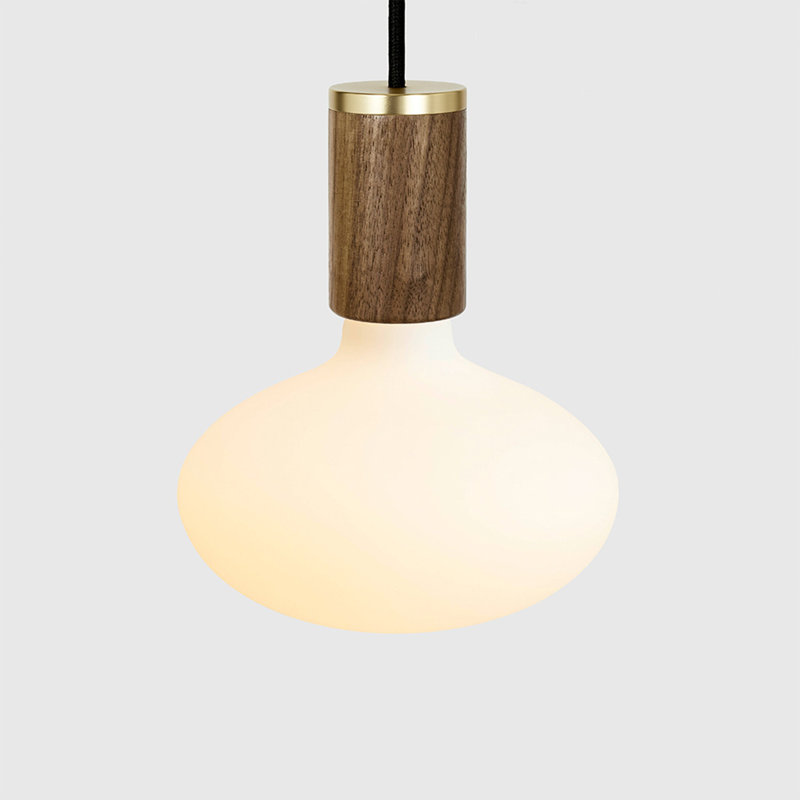 Ensemble de luminaire suspendu en noyer, Noyer