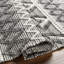 Bhrianne géométrique tissé à plat à la main et recyclé P.E.T. Tapis gris / blanc-693980562