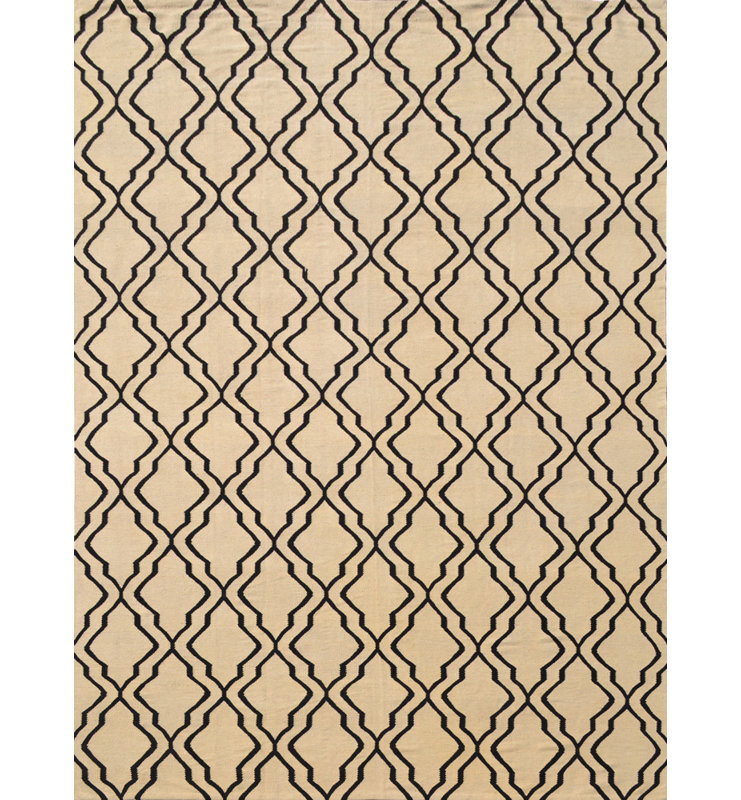 Geometric Area Rug in Beige/Black