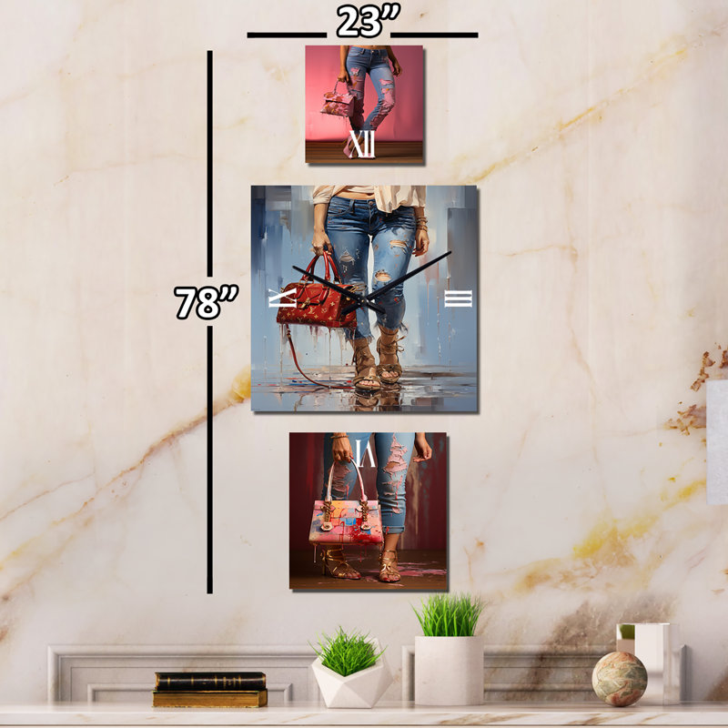 Senetria Metal Wall Clock