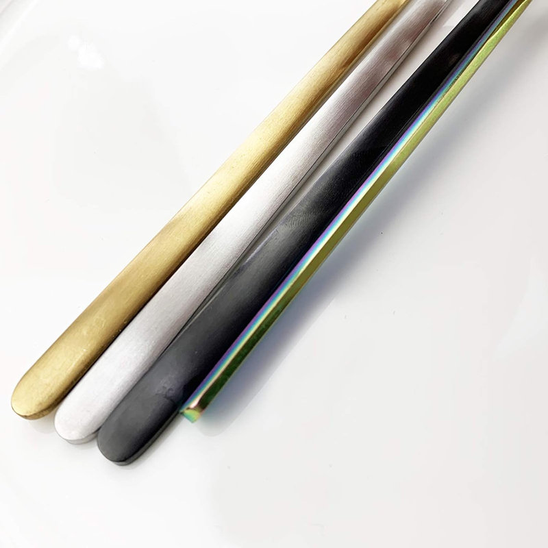 Ensemble de couverts à suspendre 24 pièces pour 6 personnes, ensemble de couverts en acier inoxydable avec finition satinée, service pour 6 couverts, couteaux, fourchettes et cuillères inclus, ensemble de couverts allant au lave-vaisselle