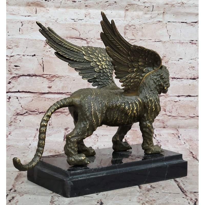 Sculpture majestueuse en bronze de Griffin - art fantastique créature lion-aigle