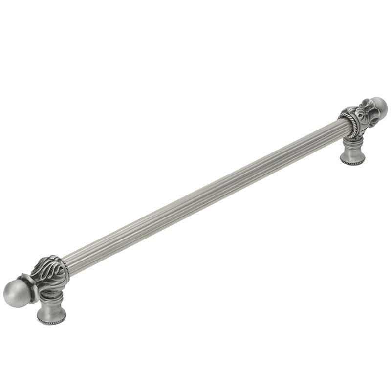 Acanthe avec 5/8 po, 18", Satin