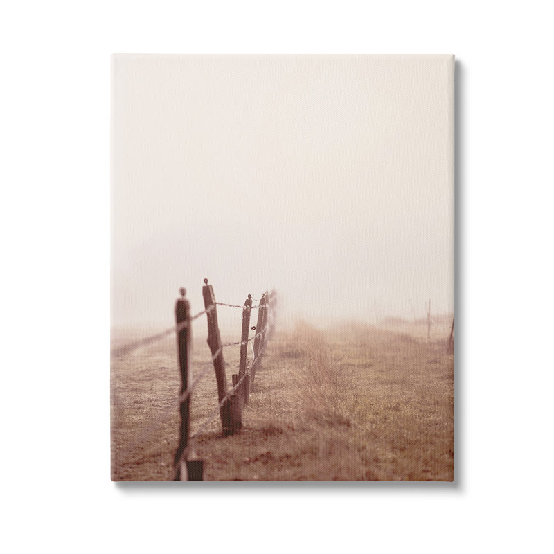 «Quiet Foggy Countryside» par Leah Straatsma, H 48 po x l 36 po
