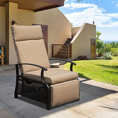 Adjustable Patio Recliner Chair, Metal Outdoor Lounge Chair With Flip Table Push Back