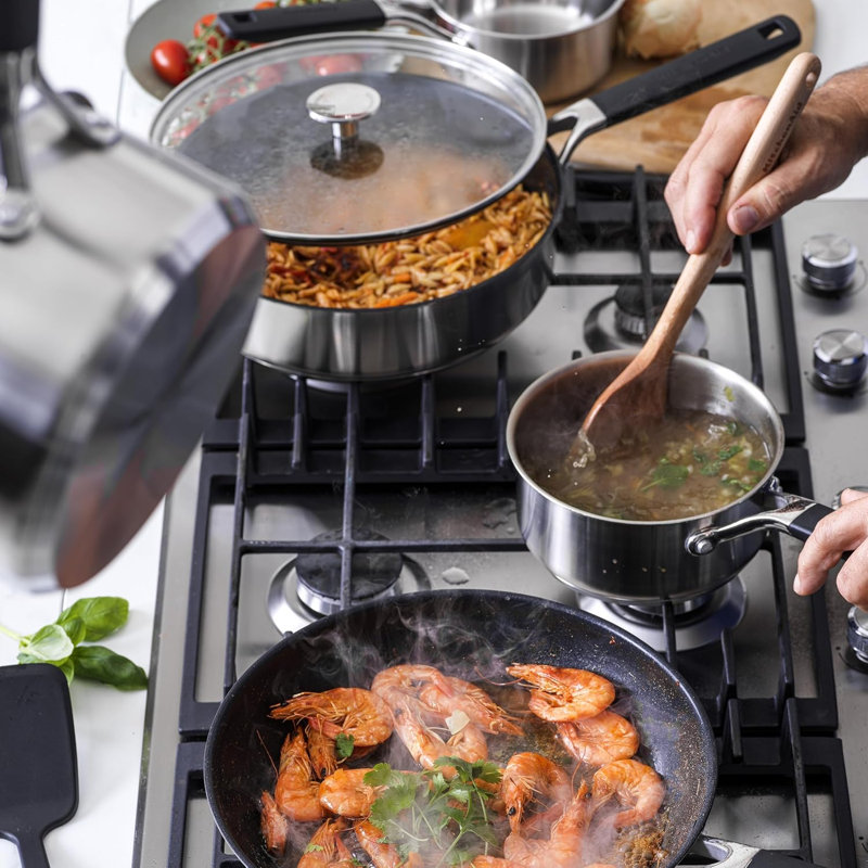 Classic Stainless Steel Covered Skillet - 26cm
