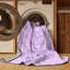 Tapis mauve tissé à la machine-68680759