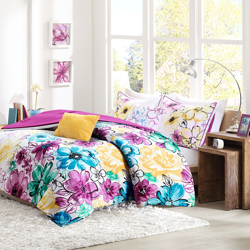 Blue Full/Queen Comforter With Floral Pillows In Blue, , Print Accents