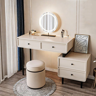 Michaia Vanity