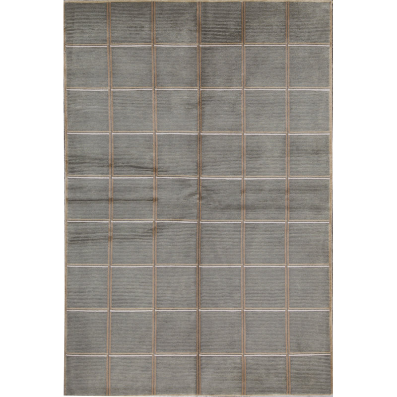 Hand-Knotted High-Quality Gray Area Rug