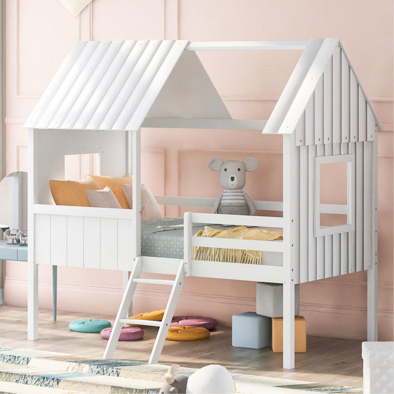 Lit simple en bois blanc avec deux fenêtres latérales pour une chambre à coucher animée