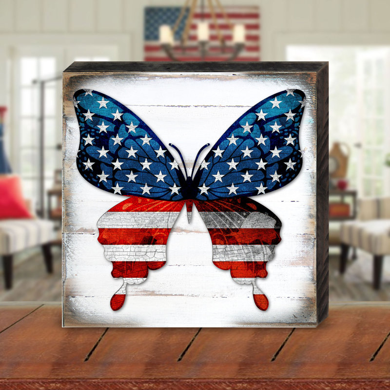 Wall Decor on Solid Wood