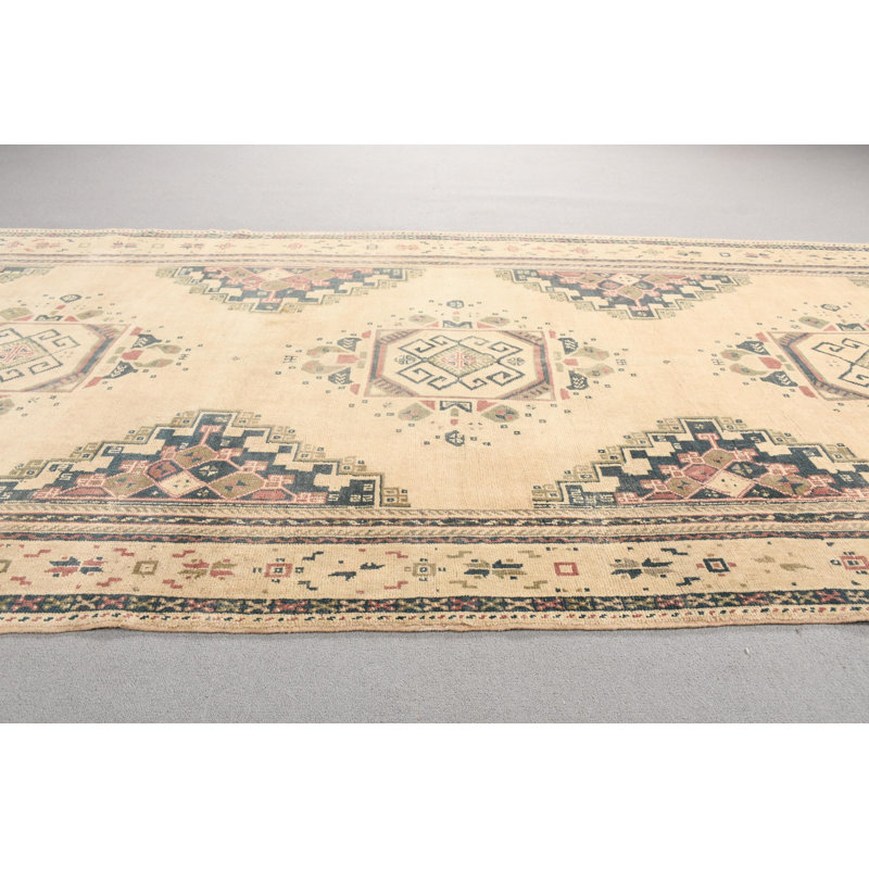 Tapis de couloir beige noué à la main Anatolian pour escalier avec un design turc antique et un look rétro décoratif