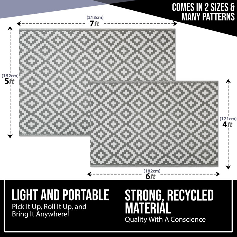 Zander Geometric Indoor / Outdoor Rug, Rectangle 5' x 7'
