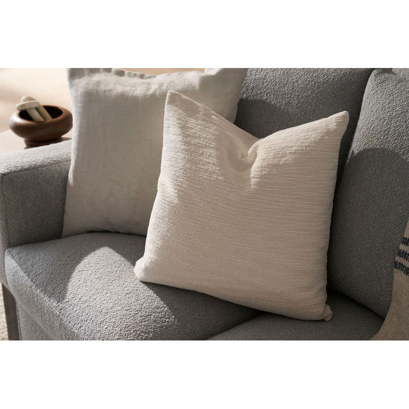 Aura Chenille, Cloud