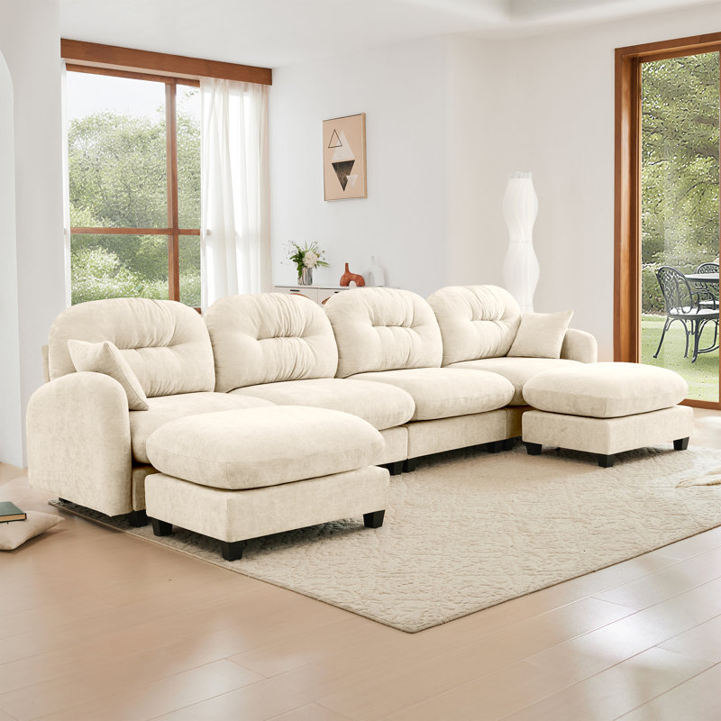 Canapé modulaire Braegger avec tissu chenille et dossier capitonné, Chenille beige, 36.6" H x 140" W x 34.2" D