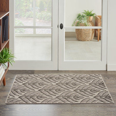 Rectangle Airabella Floral Machine Woven Polypropylene Indoor/Outdoor Area Rug in Gray/Ivory