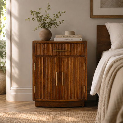 Armoire de chevet cannelée Milan