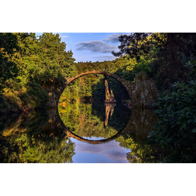 Pont en arc Rakotzbrucke par Larairimeeva, H 8 po x l 12 po