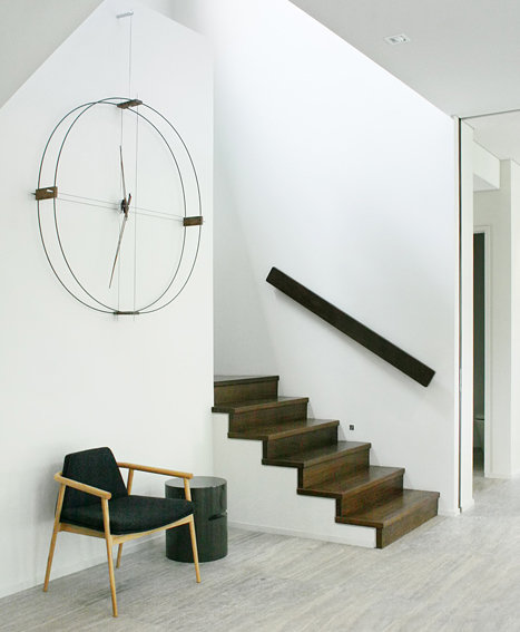 Delmori Analog Wall Clock, Black/Walnut
