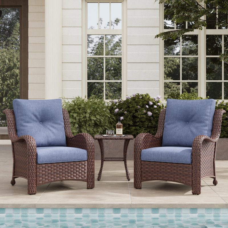 Ensemble de chaises de patio en rotin 3 pièces avec table d'appoint LayinSun, Structure brune / coussin bleu marine