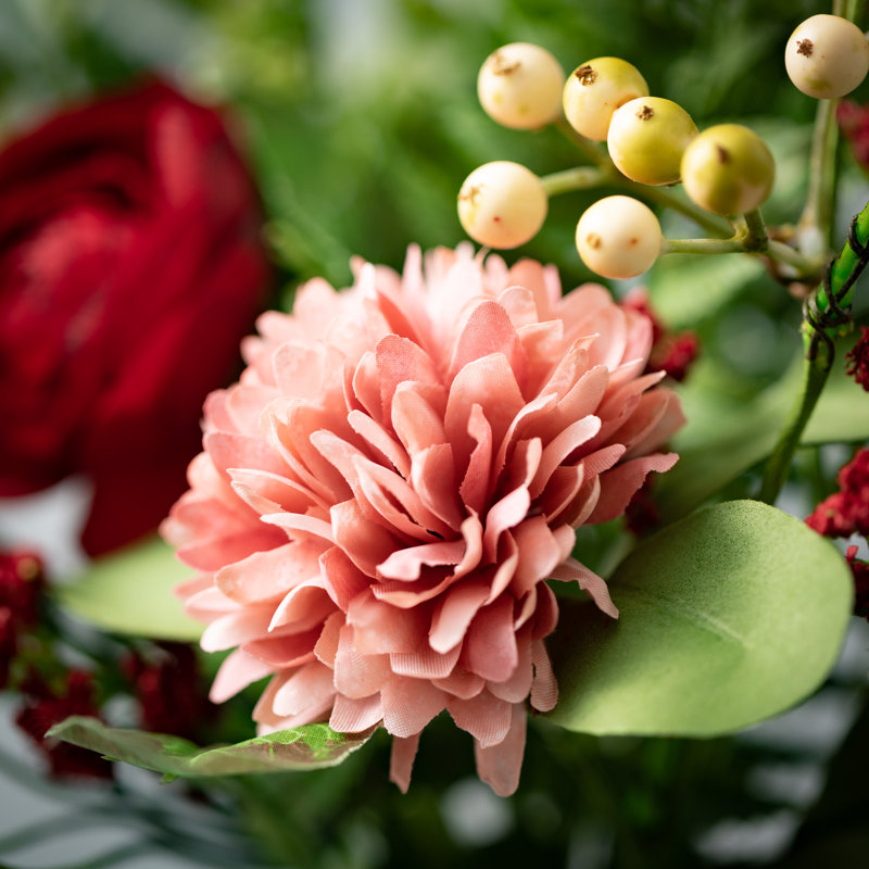Couronne florale artificielle et romantique, L 17 po x H 17 po x P 4,5 po
