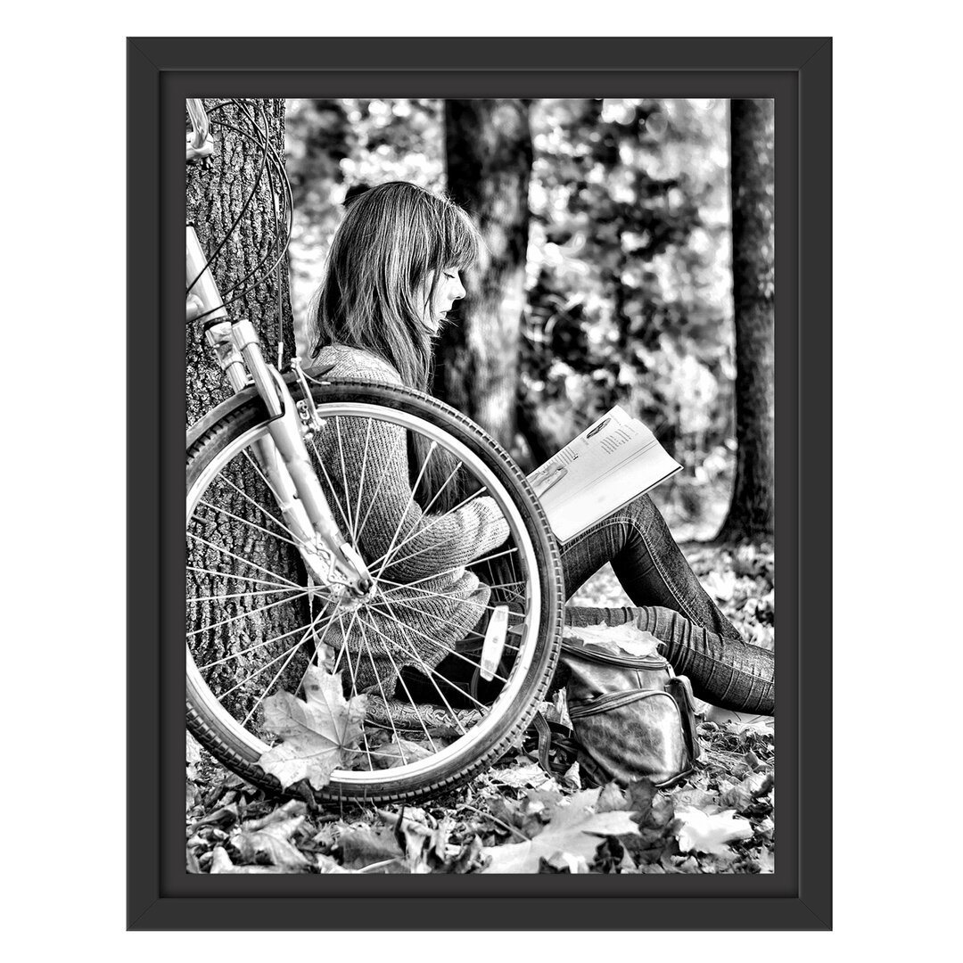 Gerahmtes Wandbild Teenager Girl with Bike