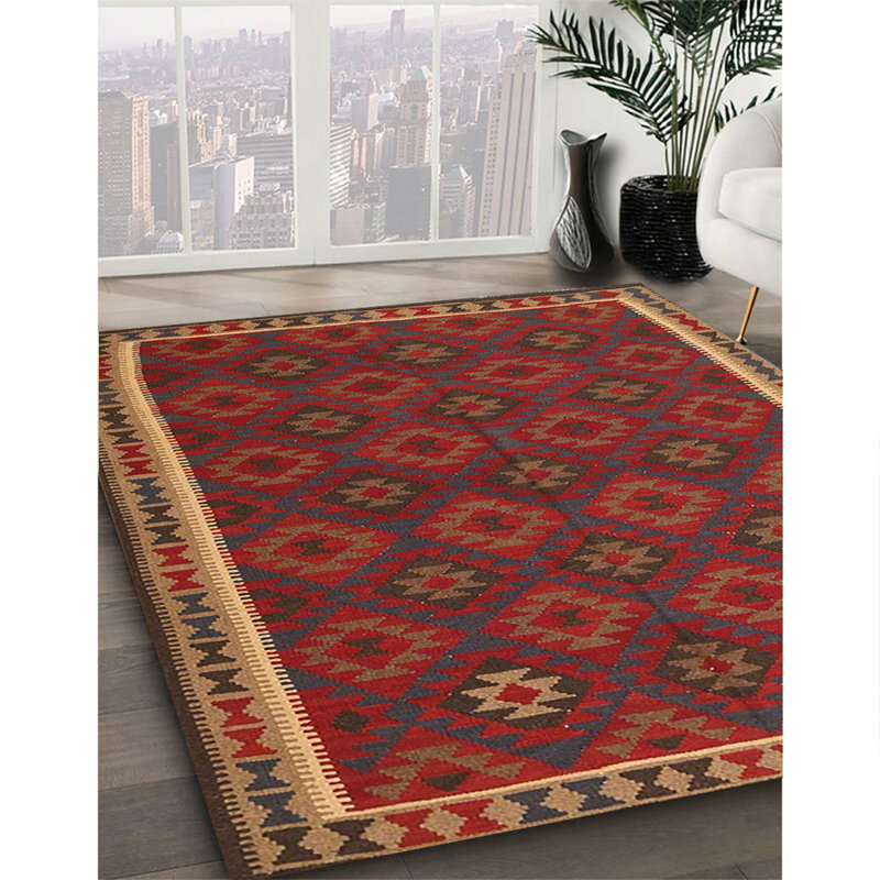 Oriental Indoor Rug, Round 3'