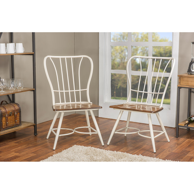 Chaise Criswell, Blanc