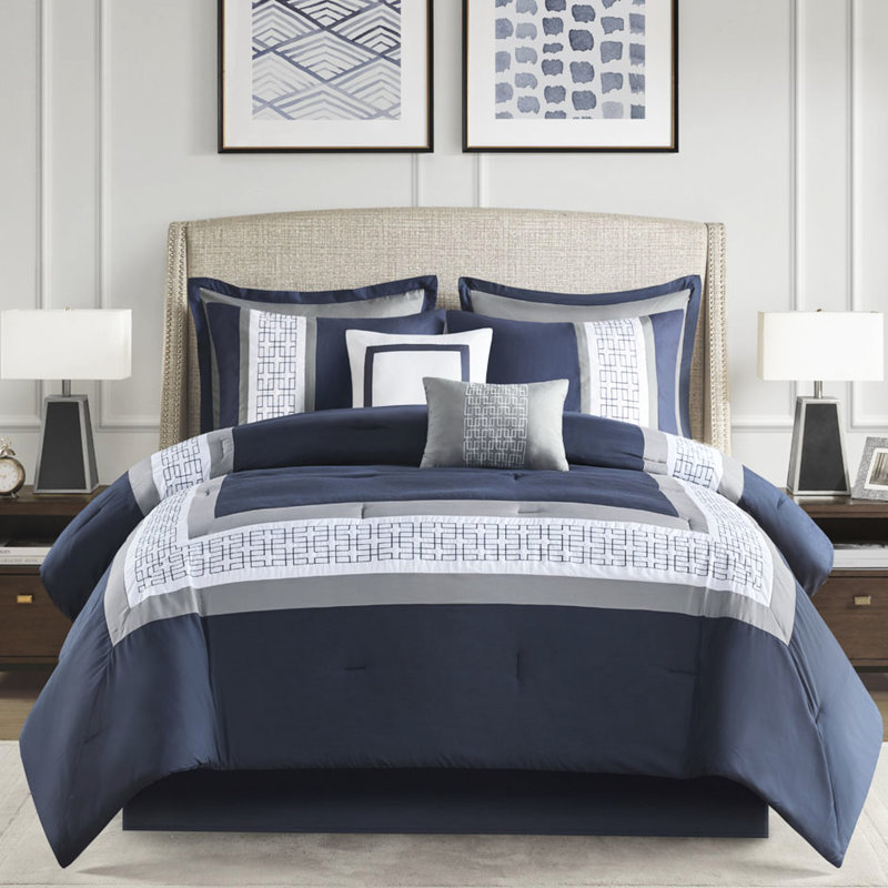 Literie bleu marine très grand - 8 pièces avec coussins de couleur transitionnelle, King Comforter + 7 Additional Pieces
