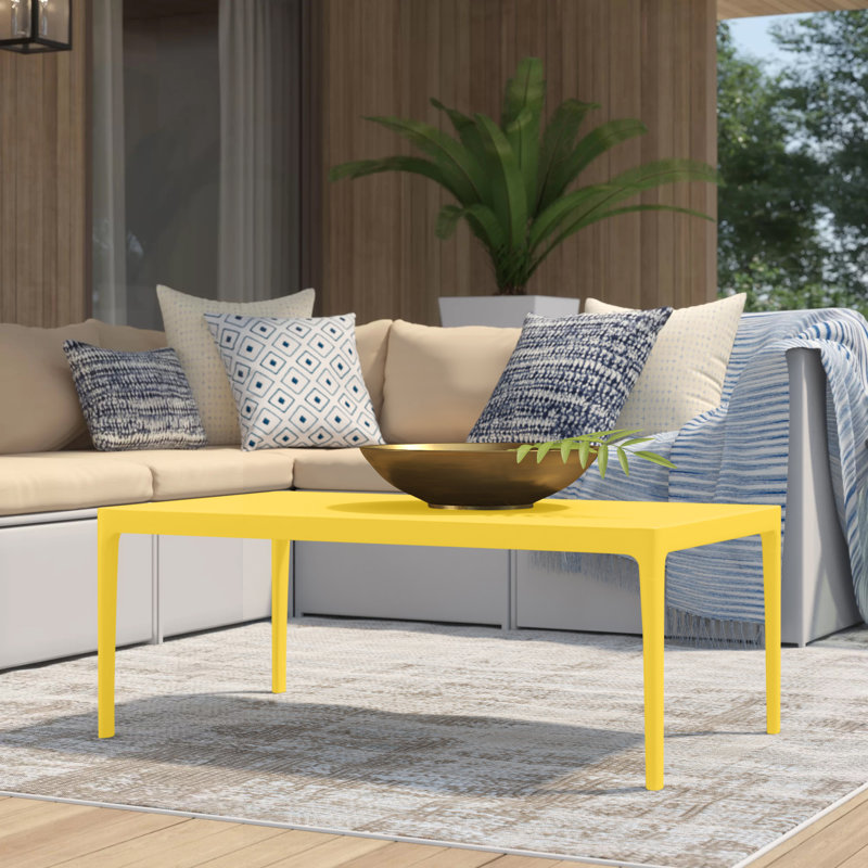 Table basse en plastique Farrah, Jaune, H 15,7 po x l 19,6 po x L 23,6 po