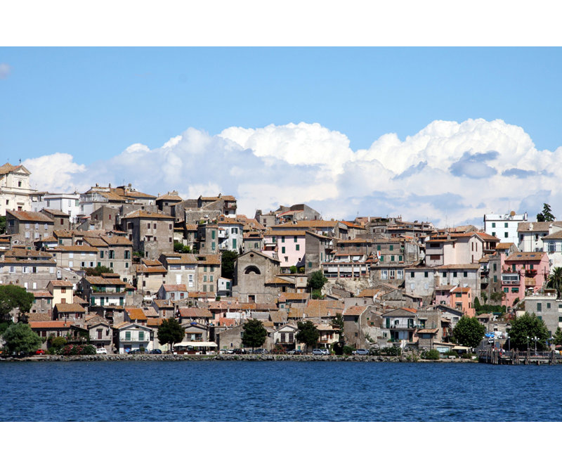 Anguillara Sabazia, Italie, H 12 po x l 18 po