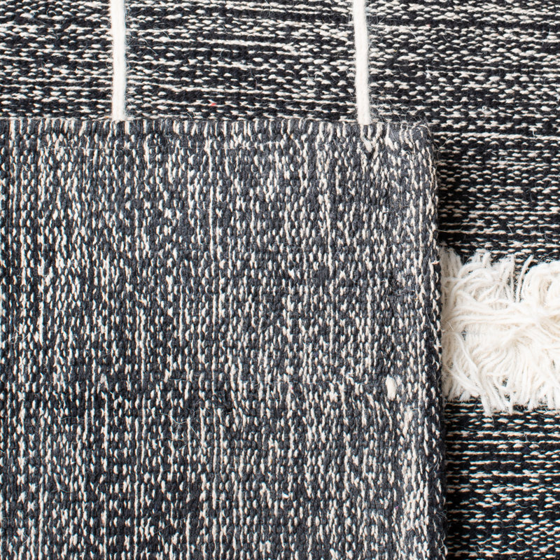 Doran Hand Woven Cotton/Wool Geometric Rug in Black, Rectangle 4' x 6'