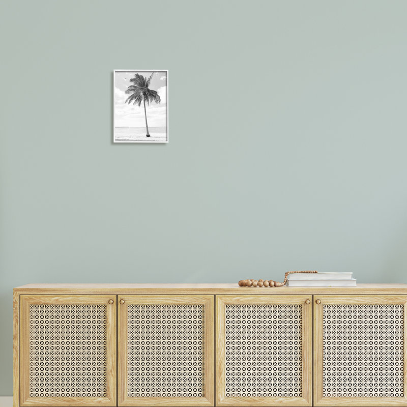 Palmier simple monochrome, H 14 po x l 11 po x P 1,5 po, Giclée encadrée blanc bord de mer
