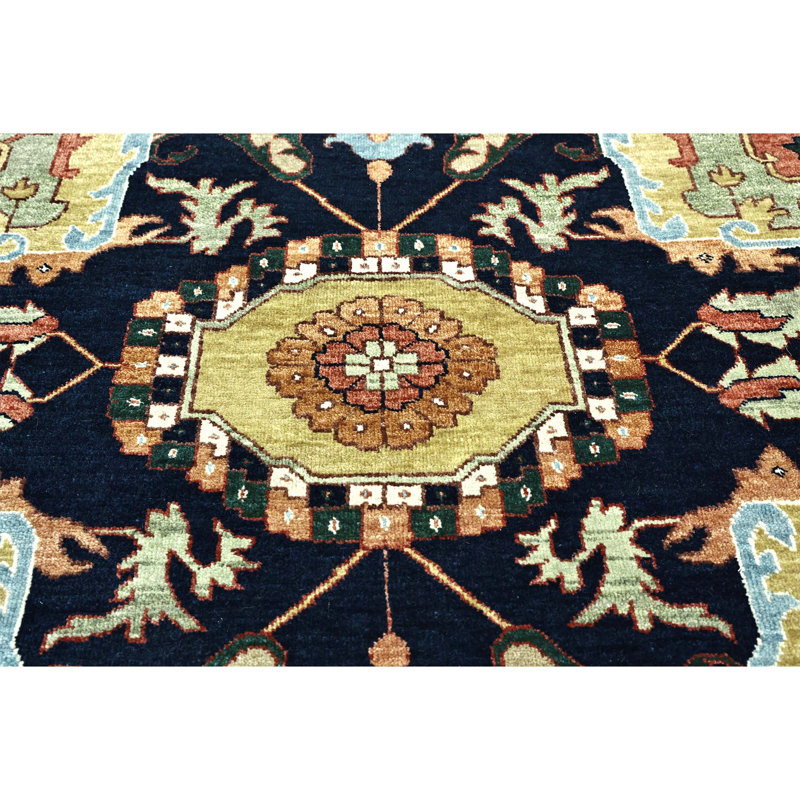Handmade Wool Oriental Area Rug, Round 8'