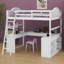 Lit mezzanine en bois avec bureau en U, compartiments de rangement et miroir à trois volets-473725308