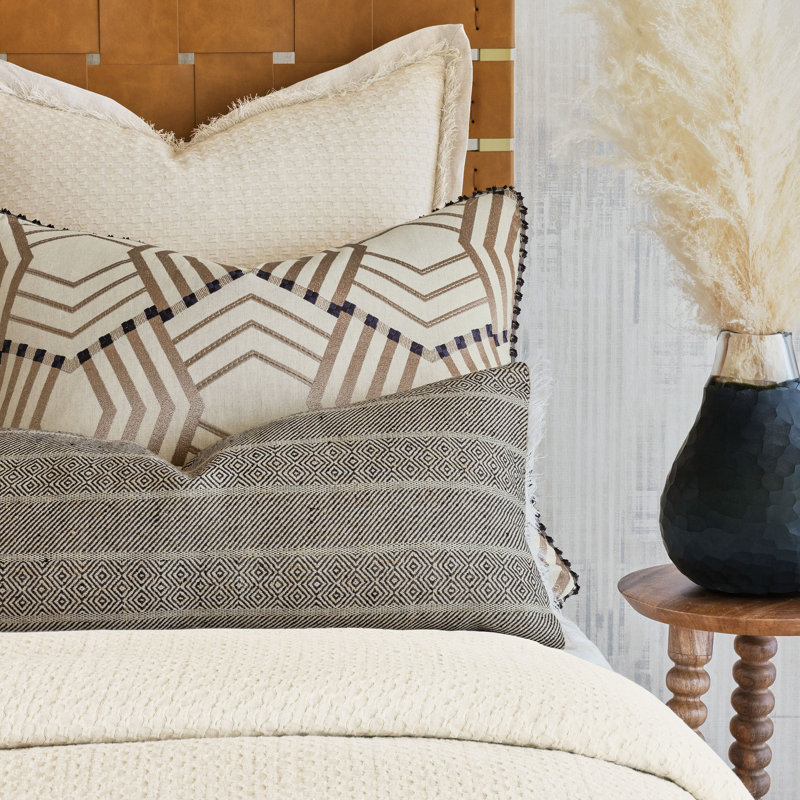 Kimahri Lumbar Pillow Cover & Insert