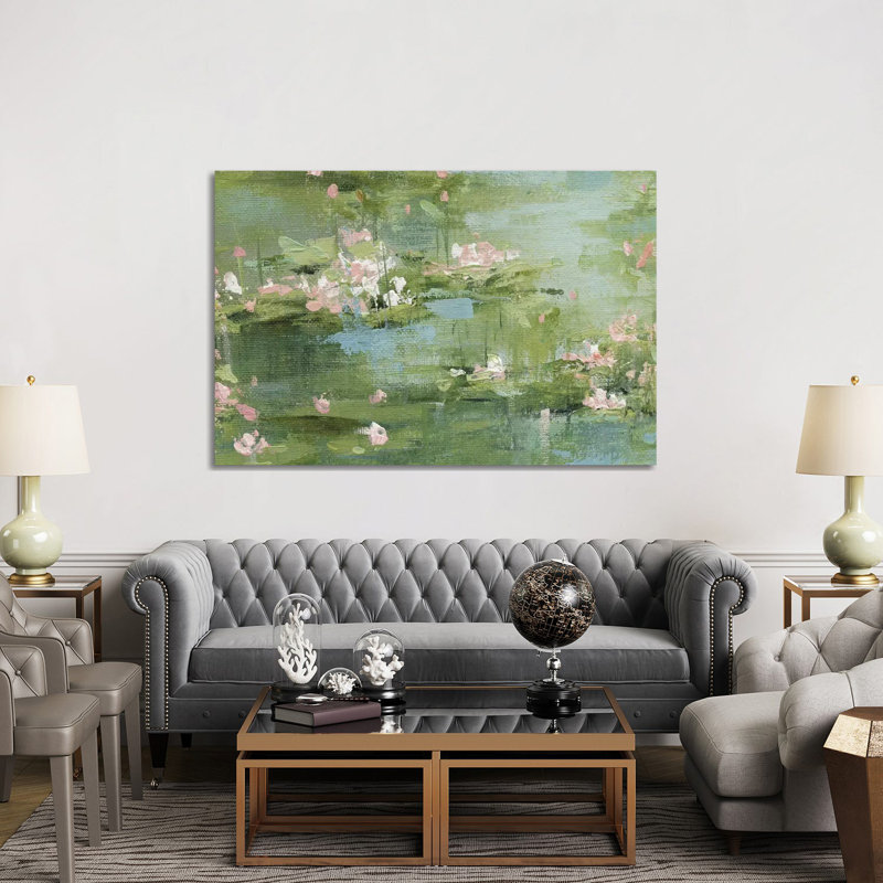 «Celadon Waterlillies I» par Carol Robinson - impression sur toile tendue, H 26 po x l 40 po x P 1,5 po