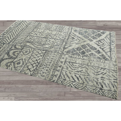 Slader Wool Moroccan Indoor Rug