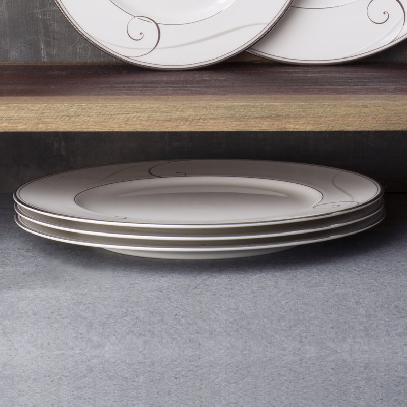 White Porcelain 5-Piece Place Setting with Platinum Edge
