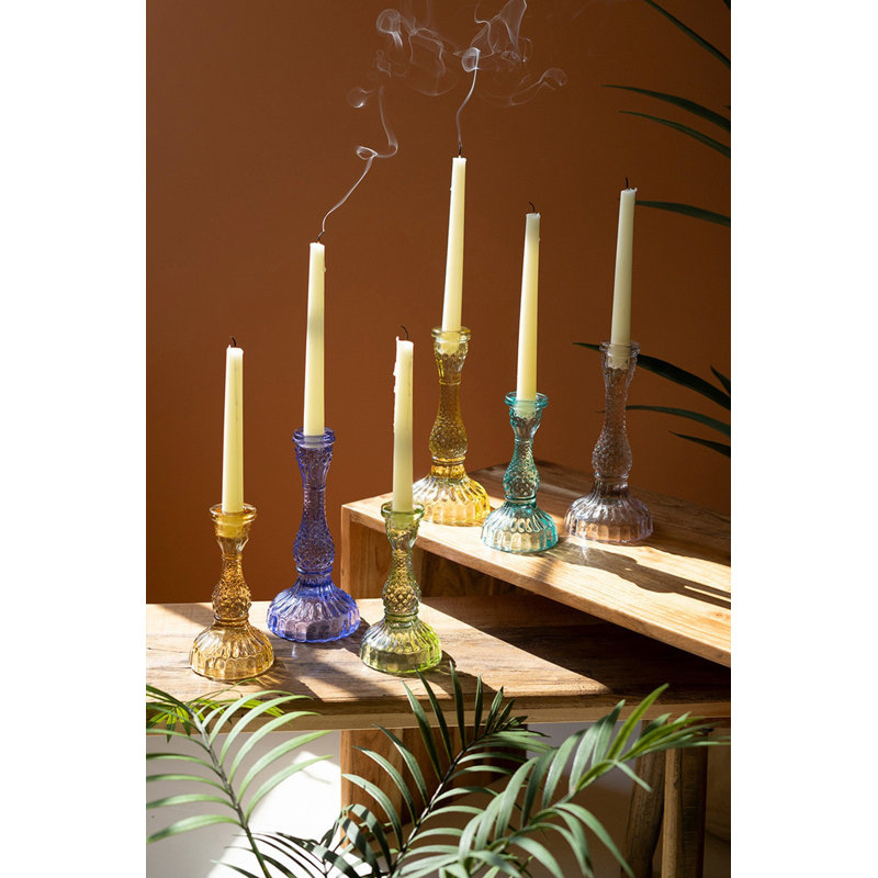  Ensemble de six porte-bougies effilés en verre avec décoration multicolore et décoration de table