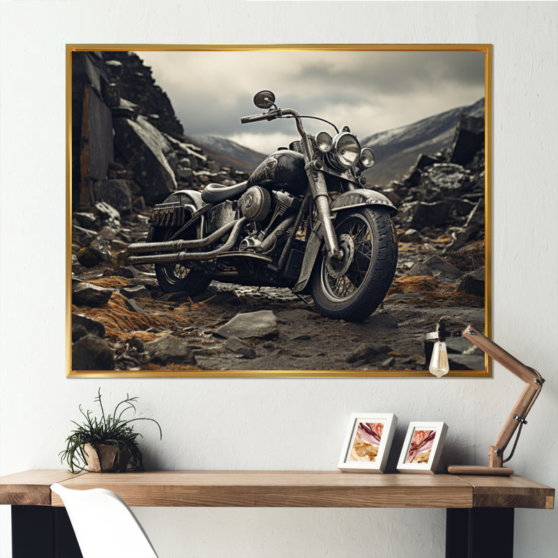 «Jarette Grey Moto», photographie de paysage monochrome encadrée, H 24 po x l 32 po x P 1 po, Cadre flottant doré