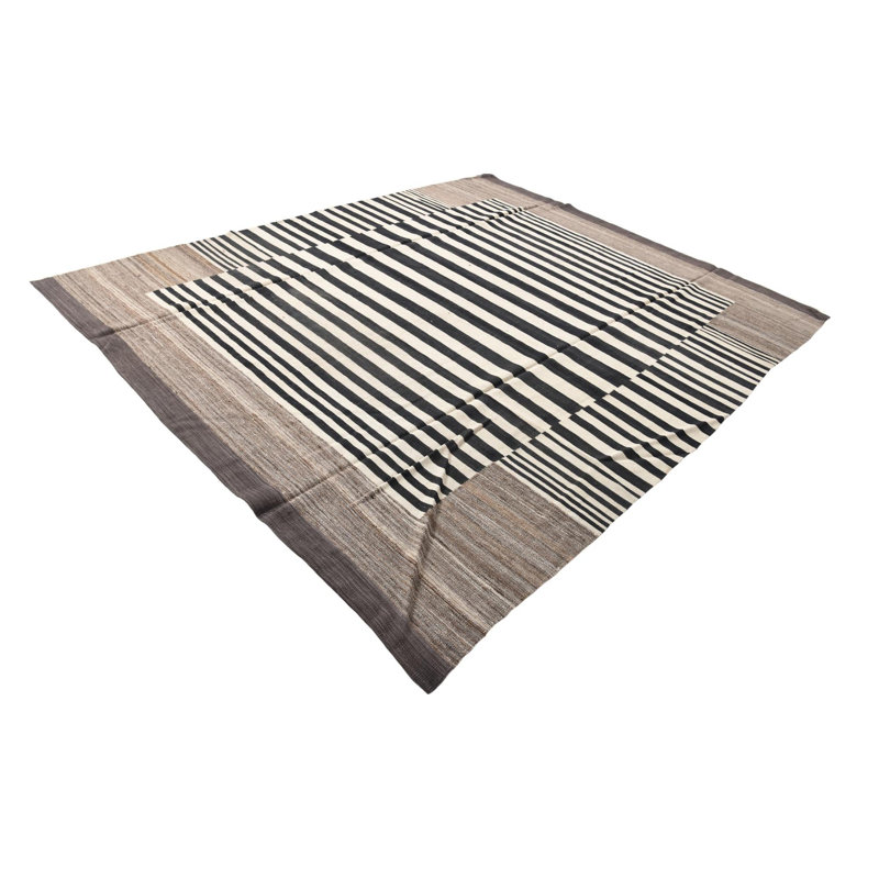 Tapis noir et blanc Ivey