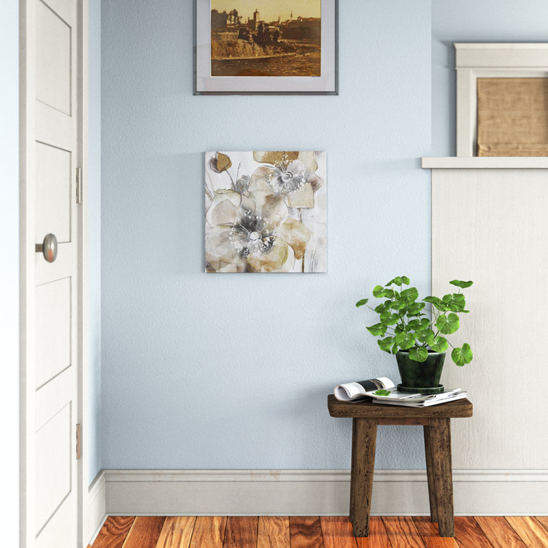 « Taupe Spring Poppy II » - impression, H 24 po x l 24 po x 1,5 po, Toile tendue