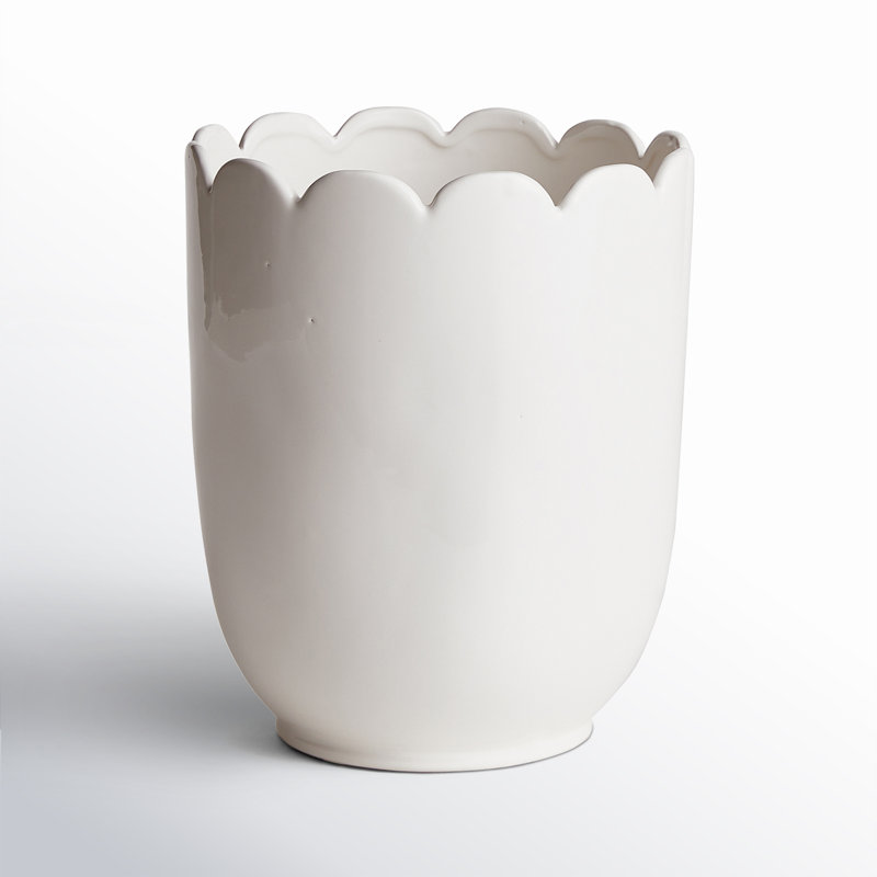 Mirabelle Scalloped Edge Cachepot